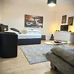 Ferien & Messe Wohnung K140 ( 2.OG. )